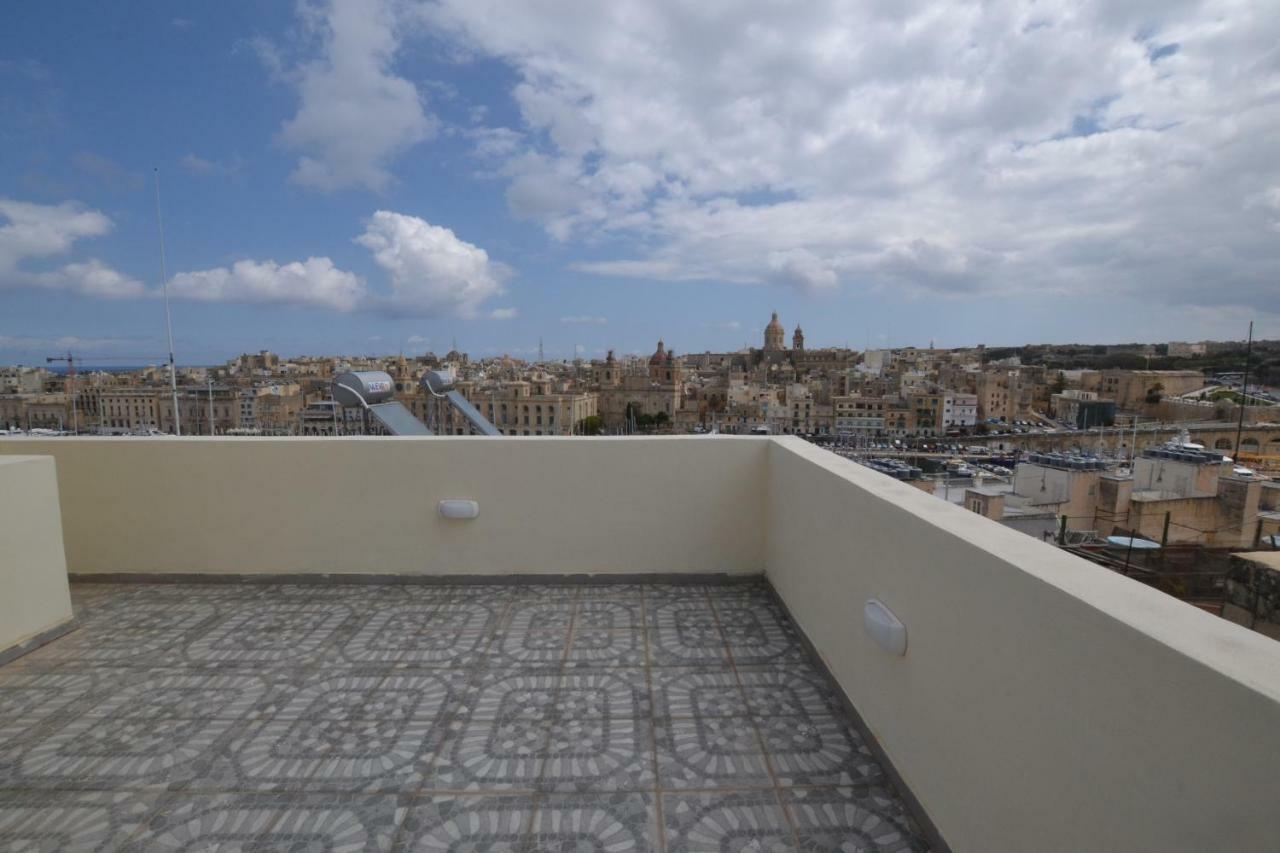 セングレアThe Penthouse Flat-Terrace&Viewアパートメント エクステリア 写真