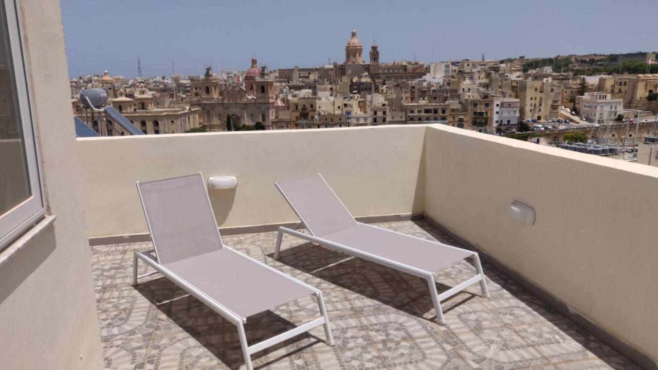 セングレアThe Penthouse Flat-Terrace&Viewアパートメント エクステリア 写真